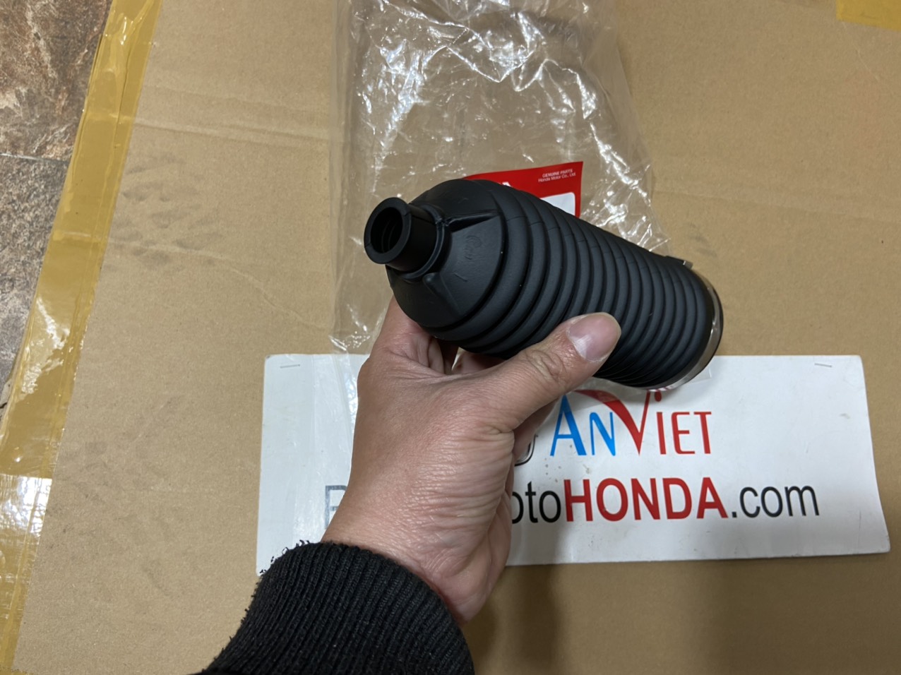 Cao su chụp bụi Rô tuyn lái trong xe Honda HRV